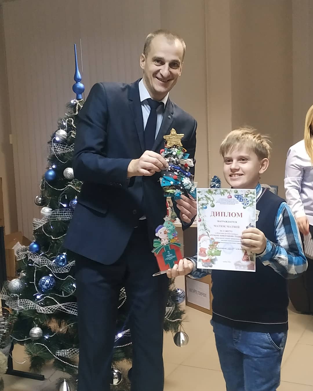 IMG-51de85a0ecf816ed45027220751620be-V