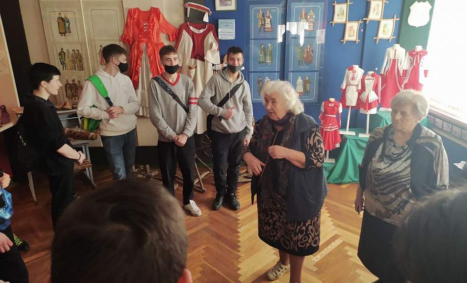 0039234e66aeb4d3a3764034152135b5