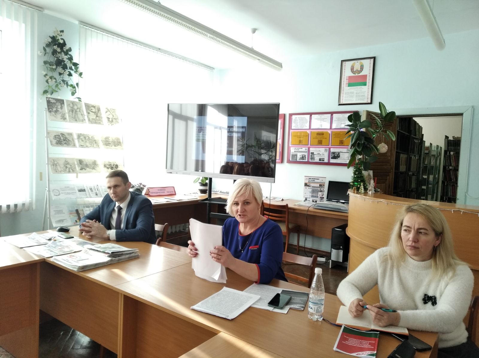 IMG-33ec10c16f49940e727188fed0b98a49-V