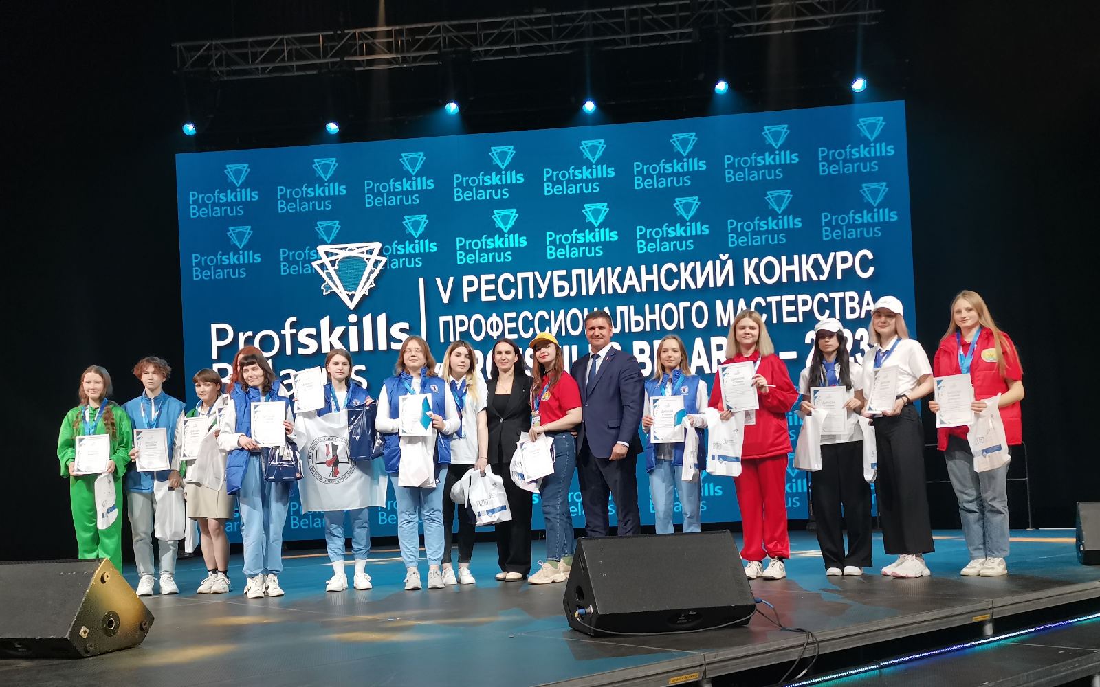 IMG-9540621f9fd32351c59a632aefc4b6c2-V