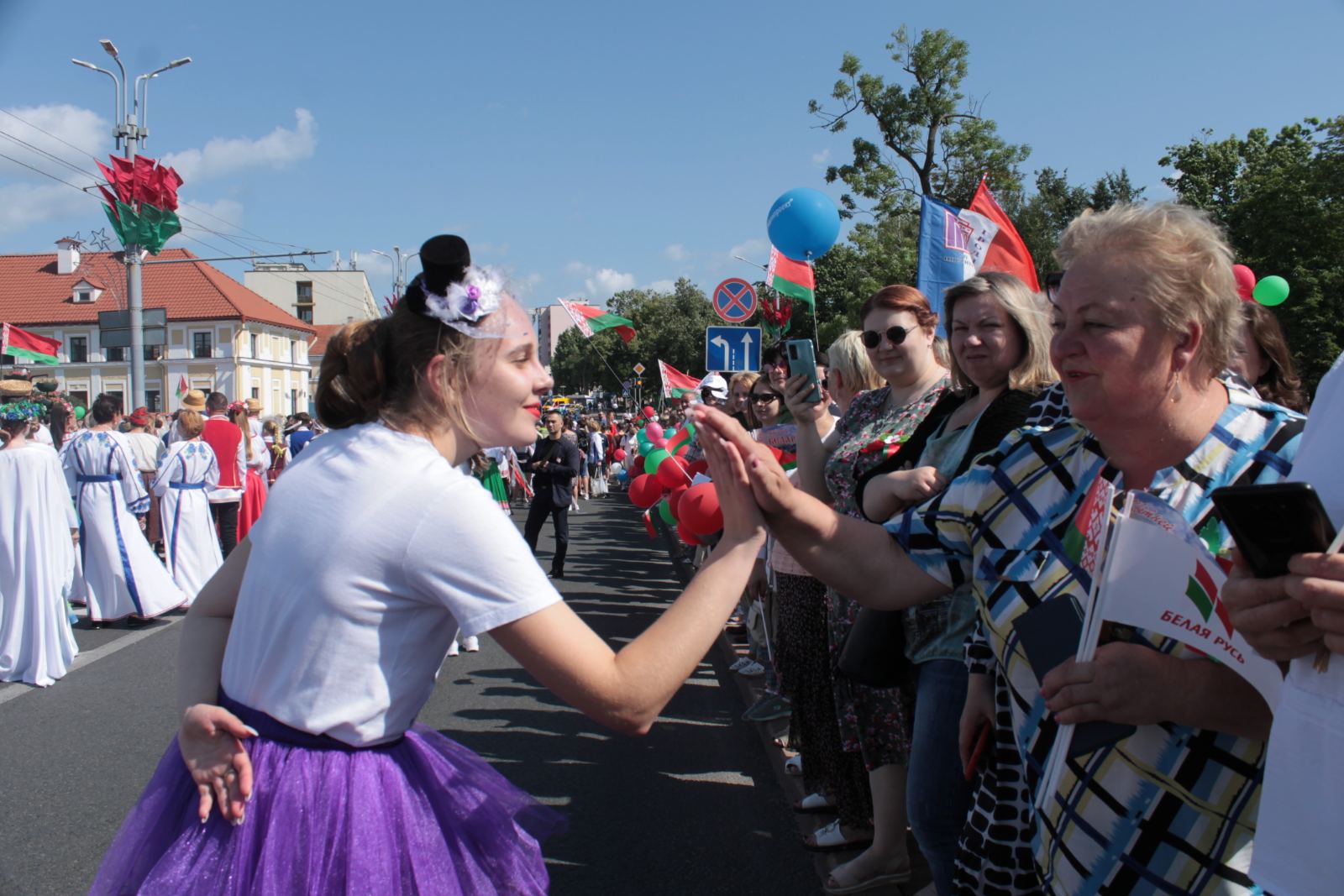 IMG-0aceeb24176be646646f77717b518080-V